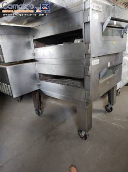 Forno industrial de esteira em ao inox  gs Lincoln para pizzas esfiras