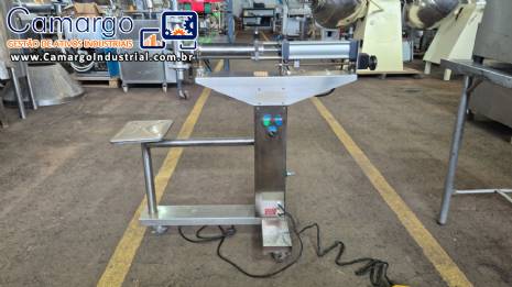 Envasadora em inox semiautom�tica para l�quidos com 1 bico