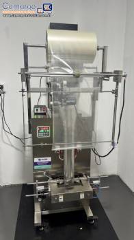 Embaladora empacotadora pneum�tica vertical com balan�a dosadora e datador Cetro