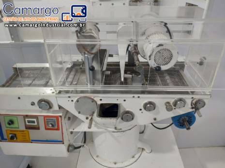 Temperadeira e cobrideira de chocolates Hebleimar