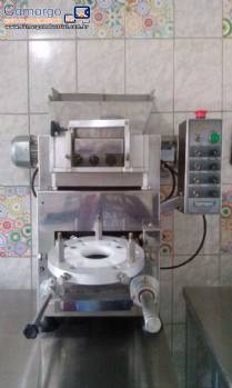 Moldadora de salgados e batedeira Aliment Moldadora de salgados e batedeira Aliment